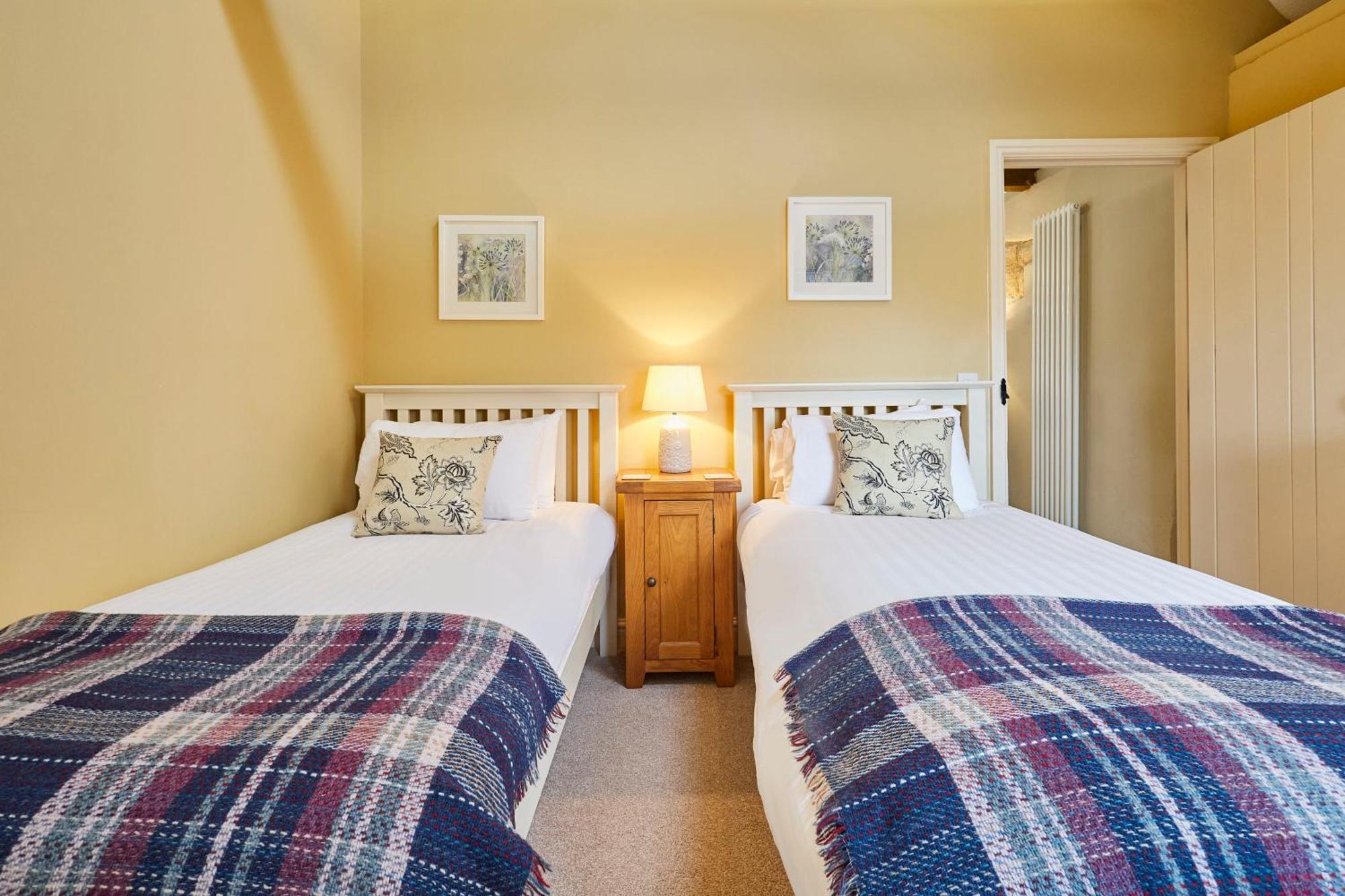 Host & Stay - Tithe Barn Cottages Easington Phòng bức ảnh